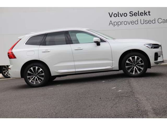 XC60ウルトラ B5 AWD 4WD