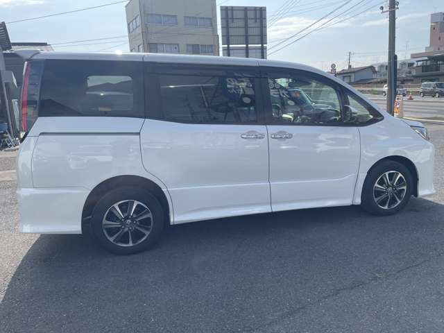 ノア2.0 Si W×B II 4WD