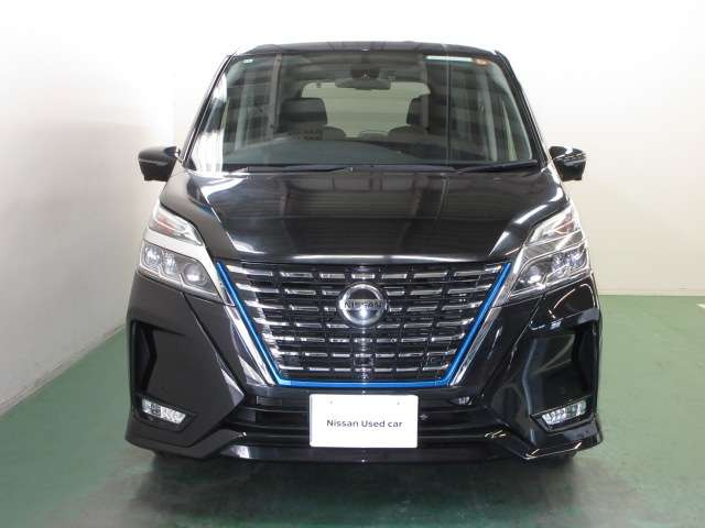 セレナ1.2 e-POWER ハイウェイスターV