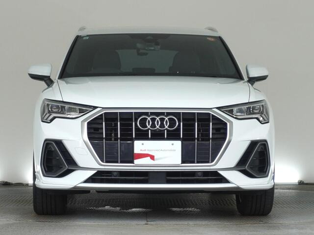 Q335 TFSI アドバンスド
