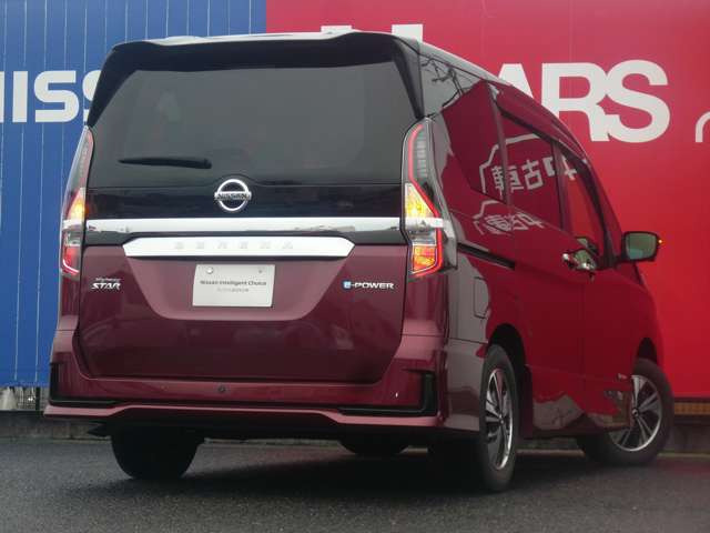 セレナ1.2 e-POWER ハイウェイスターV