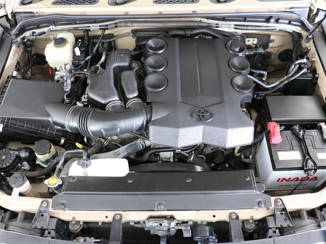 FJクルーザー4.0 カラーパッケージ 4WD