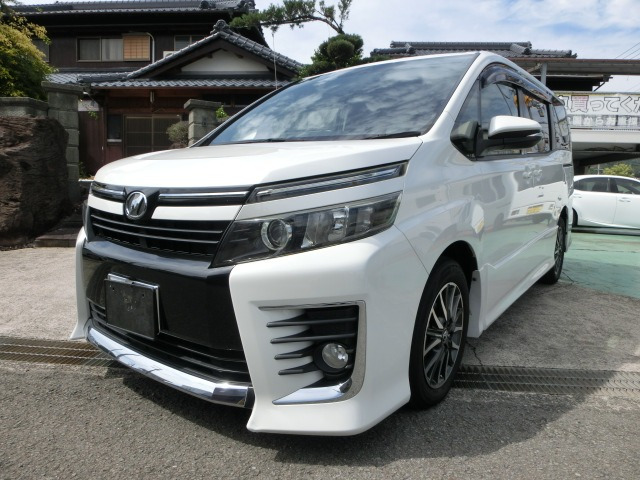 ヴォクシー2.0 ZS