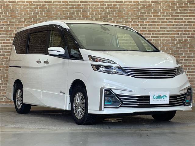 セレナ2.0 ライダー プロパイロットエディション 4WD