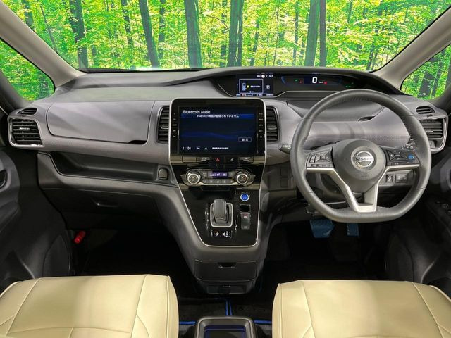 セレナ1.2 e-POWER ハイウェイスターV
