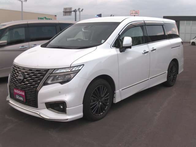 エルグランド2.5 250ハイウェイスターS アーバンクロム 4WD