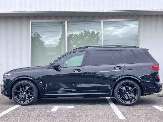 X7M60i xドライブ 4WD