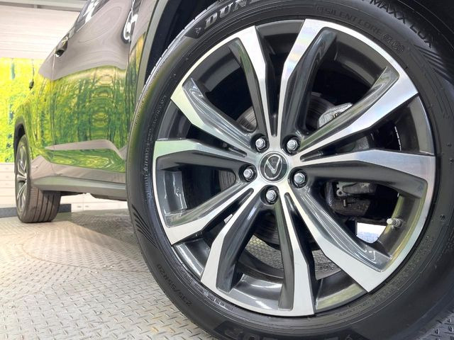 �y�����A���~�z�C�[���z�O�ςɃ}�b�`���������A���~�z�C�[���𑕒����Ă���܂��B�e��ЊO�A���~�z�C�[����A�X�^�b�h���X�^�C�����戵�����Ă���܂��B���񂲑��k����������
