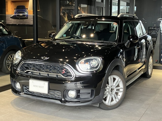 ミニクロスオーバークーパー SD オール4 4WD