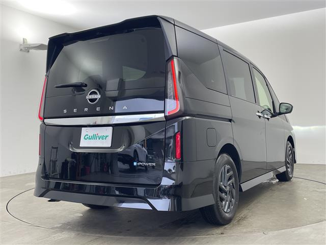 セレナ1.4 e-POWER ハイウェイスターV