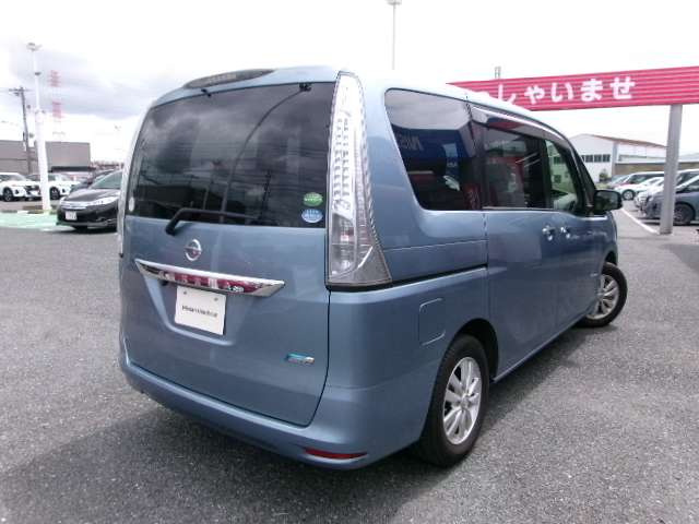 セレナ2.0 20G S-HYBRID