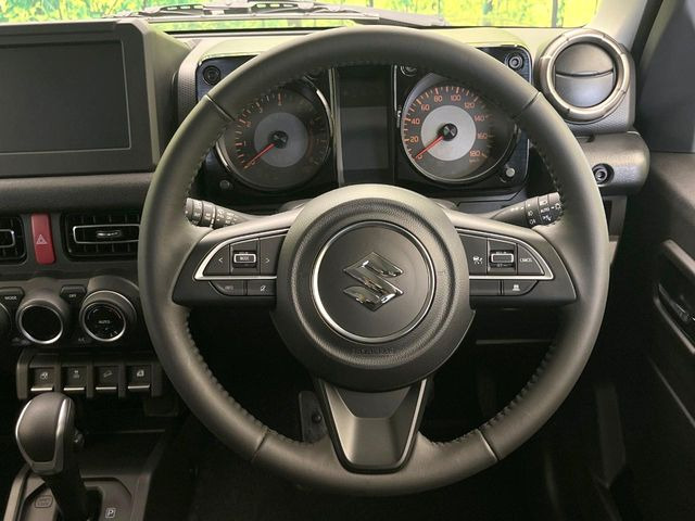 �y�X�e�A�����O�X�C�b�`�z�^�]���A�O������ڐ������炷���ƂȂ��A�I�[�f�B�I���̑��삪�\�ȕ֗��@�\!���S&���K�ȃh���C�u�����o���Ă���܂���