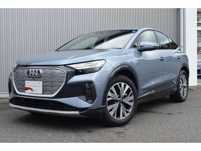 Q4スポーツバックe-tron40 アドバンスド
