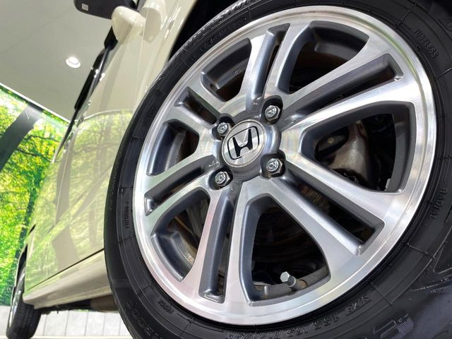 �y�����C��14�`�A���~�z�C�[���z�O�ςɃ}�b�`���������A���~�z�C�[���𑕒����Ă���܂��B�e��ЊO�A���~�z�C�[����A�X�^�b�h���X�^�C�����戵�����Ă���܂��B���񂲑��k����������