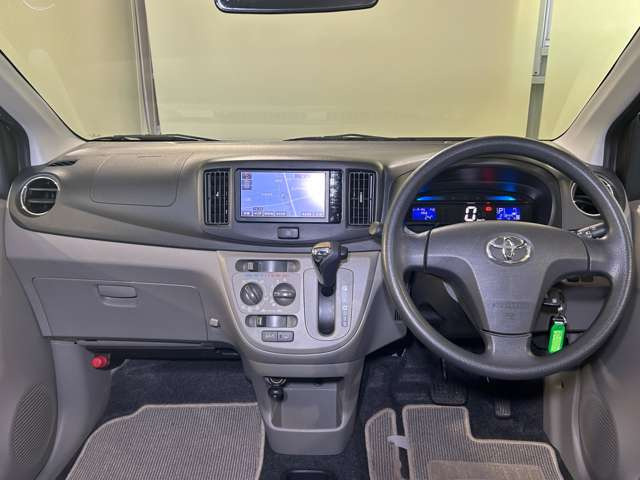 ピクシスエポックXf 4WD