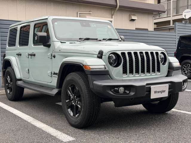 ラングラーアンリミテッド サハラ アルティチュード 4WD