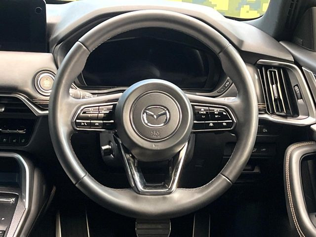 �y�����v�����X�e�A�����O�z�㎿�Ȋv���g�p���邱�ƂŁA��ɂ����������݂ƂĂ��^�]���₷���n���h���ł���
