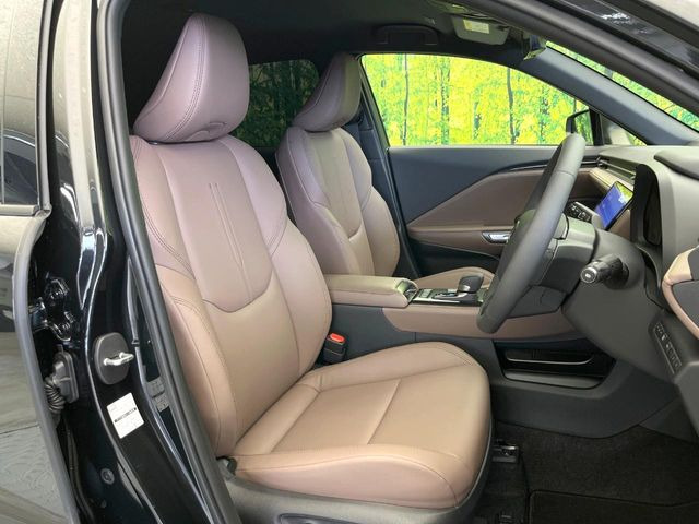 �y���烌�U�[�V�[�g�z����̂ӂ���肪�e�ՂŃ����e�i���X�����ȒP�ȁA�@�\���ɗD��鍇����v���̗p�����㎿�ȃV�[�g�ł��B����S�n���悭�A���������ӂ��S�n�ǂ��ԓ���Ԃ����o���Ă���܂��B