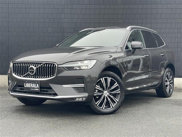 XC60B5 AWD インスクリプション 4WD