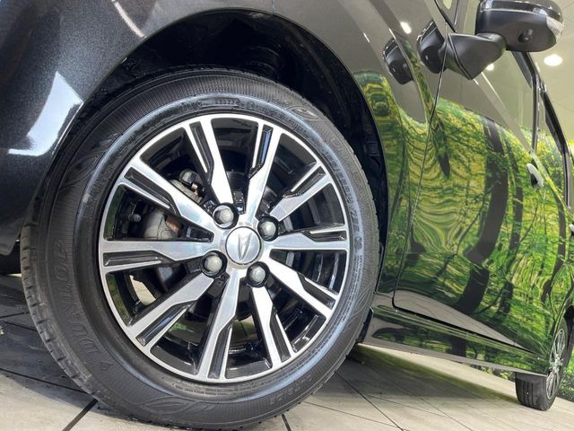 �y����14�C���`�A���~�z�C�[���z�O�ςɃ}�b�`���������A���~�z�C�[���𑕒����Ă���܂��B�e��ЊO�A���~�z�C�[����A�X�^�b�h���X�^�C�����戵�����Ă���܂��B���񂲑��k����������