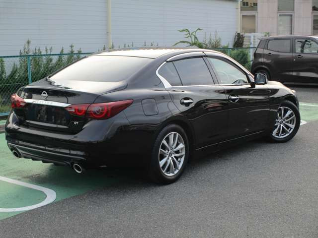 スカイライン3.0 GT
