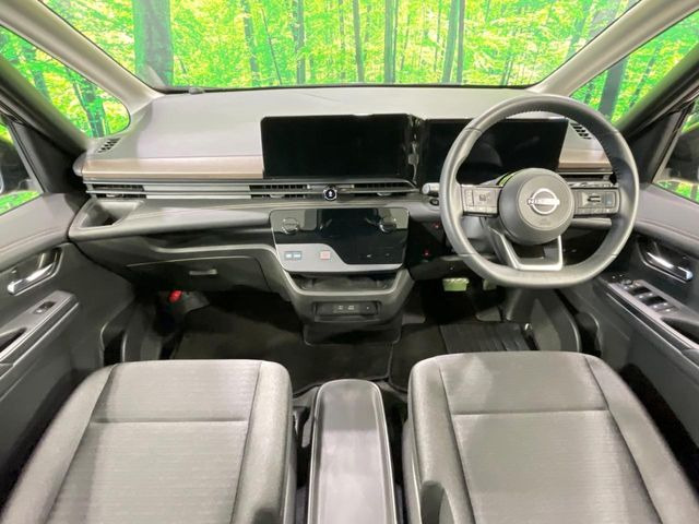 セレナ1.4 e-POWER ハイウェイスターV