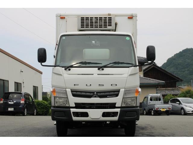 キャンター冷蔵冷凍車