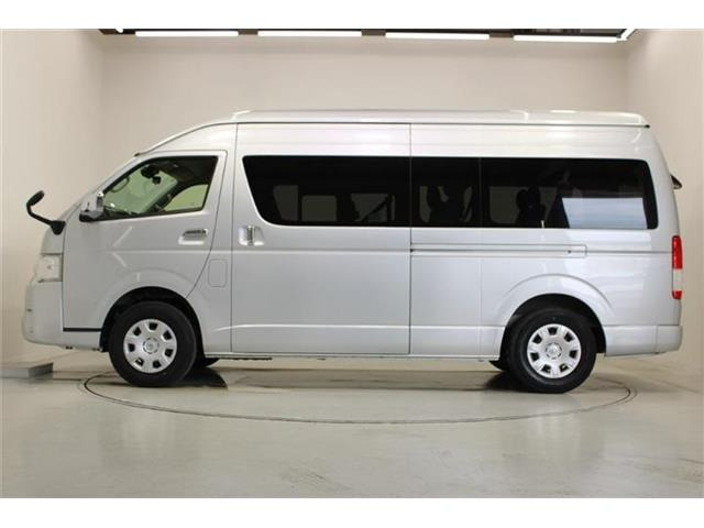 �ቿ�i�ŗǎ��Ȃ��Ԃ�S�Б���3,000�݌ɂ��炨�I�т��������܂��B�c�Ǝ��� 10:00�`19:00