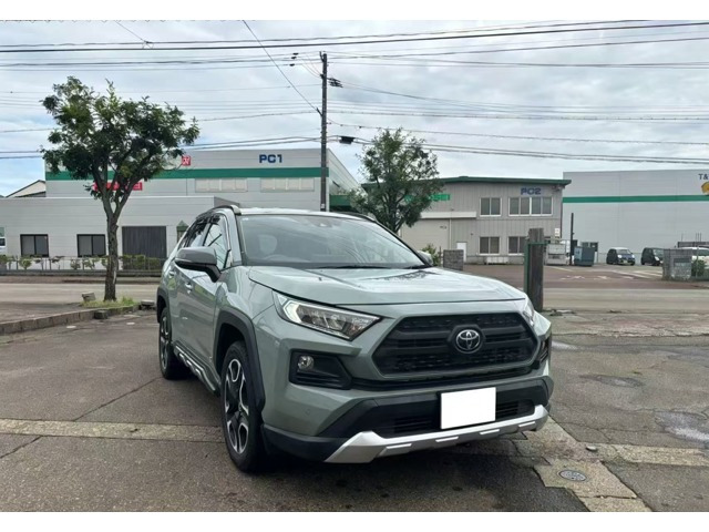 RAV42.0 アドベンチャー 4WD