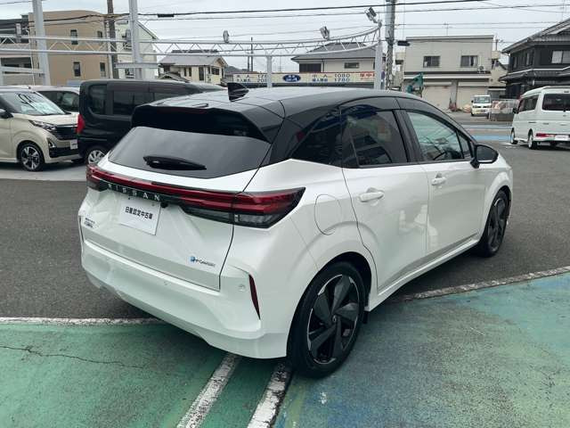 ノートオーラ1.2 G レザーエディション
