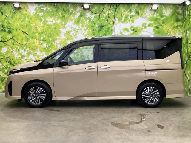セレナ1.4 e-POWER ハイウェイスターV