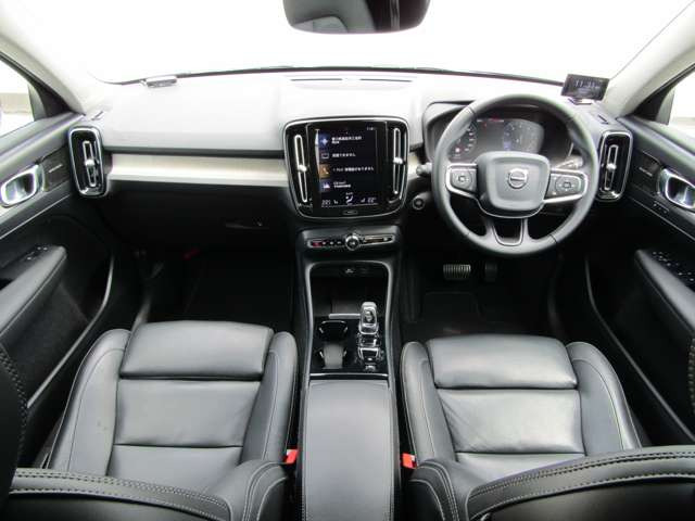 XC40T4 AWD インスクリプション 4WD