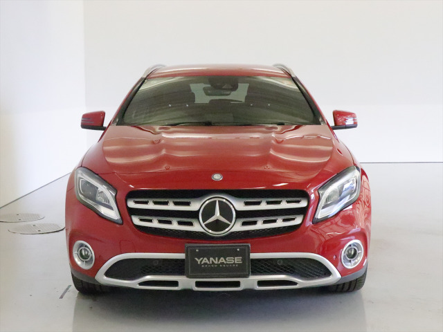 GLAクラスGLA220 4マチック 4WD