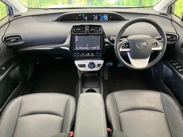 プリウス1.8 S ツーリングセレクション