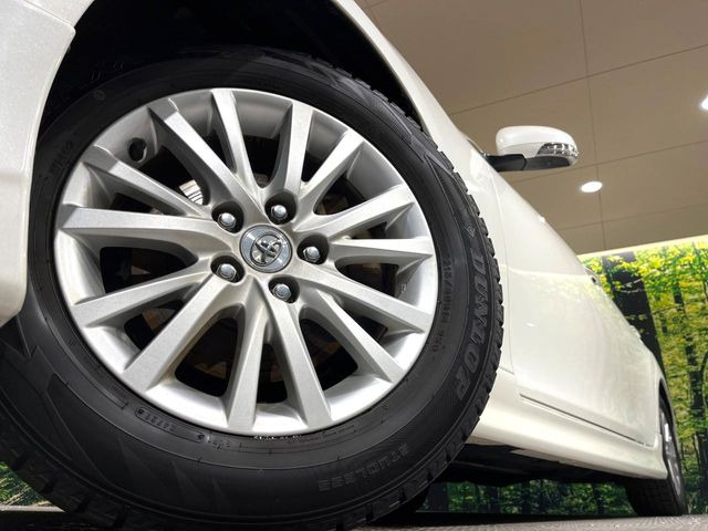 �y����16�C���`�A���~�z�C�[���z�O�ςɃ}�b�`���������A���~�z�C�[���𑕒����Ă���܂��B�e��ЊO�A���~�z�C�[����A�X�^�b�h���X�^�C�����戵�����Ă���܂��B���񂲑��k����������