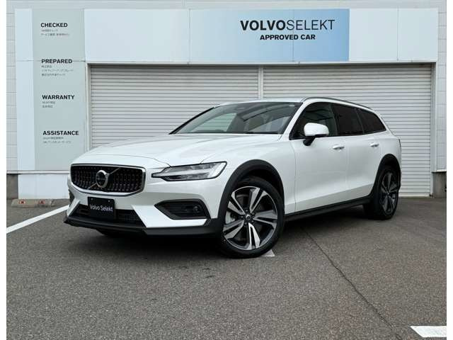 V60クロスカントリーウルトラ B5 AWD 4WD