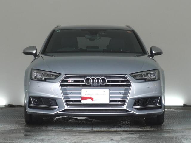 S4アバント3.0 4WD