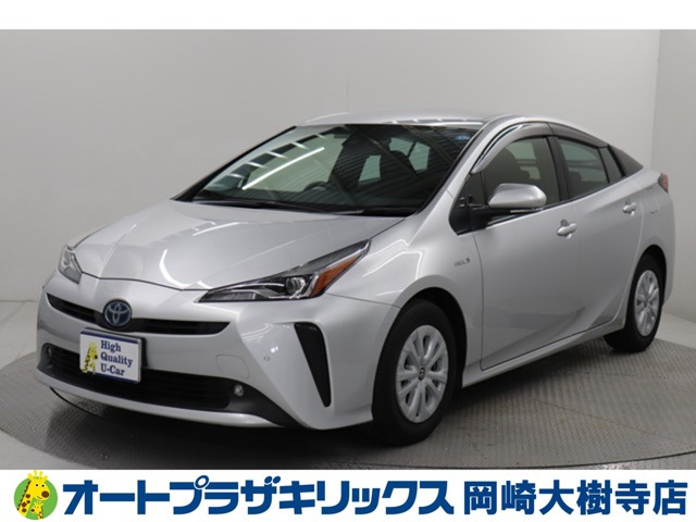 プリウス1.8 S