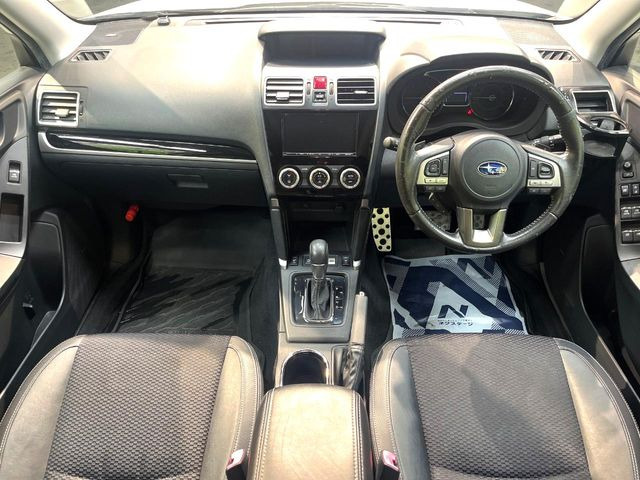 フォレスター2.0 Sリミテッド 4WD