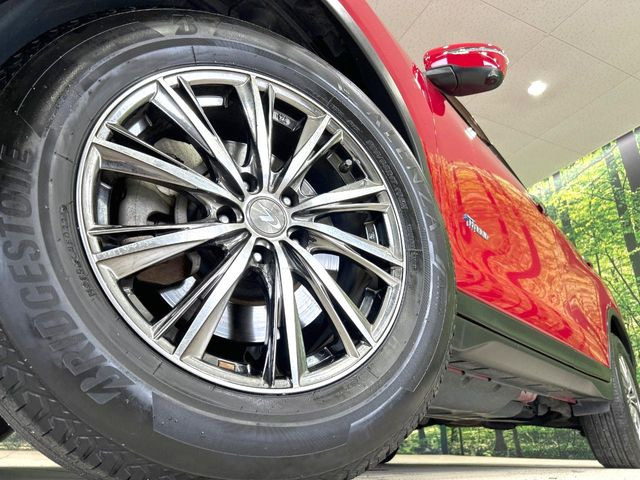 �y17�C���`�A���~�z�C�[���z�O�ςɃ}�b�`�����A���~�z�C�[���𑕒����Ă���܂��B�e��A���~�z�C�[����A�X�^�b�h���X�^�C�����戵�����Ă���܂��B���񂲑��k����������