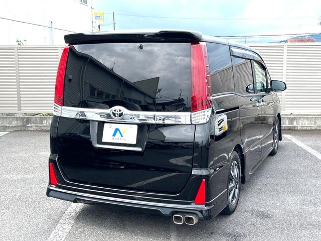 トヨタ ヴォクシー 2.0 ZS 煌 250.4万円 令和元年(2019年) 神奈川県