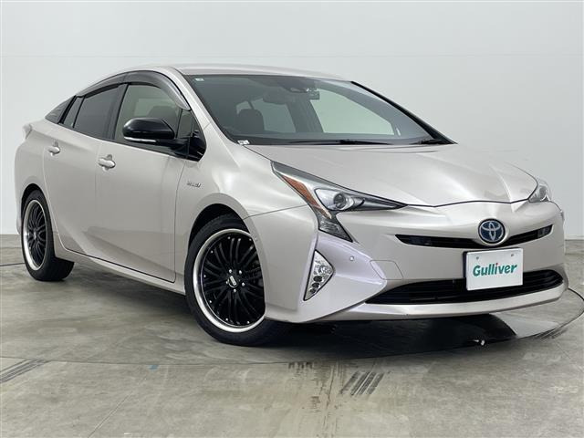 プリウス1.8 S セーフティ プラス