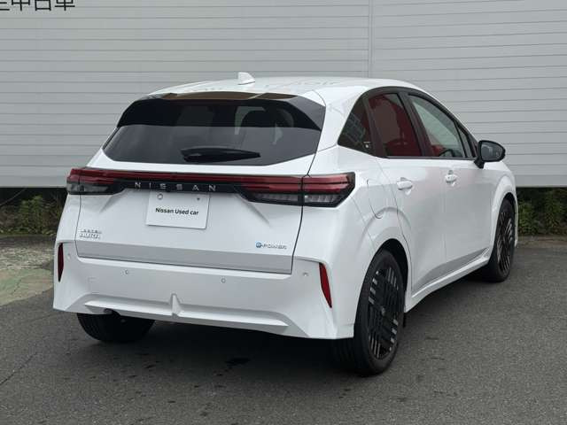 ノートオーラ1.2 G レザーエディション