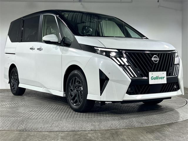 セレナ1.4 e-POWER ハイウェイスターV