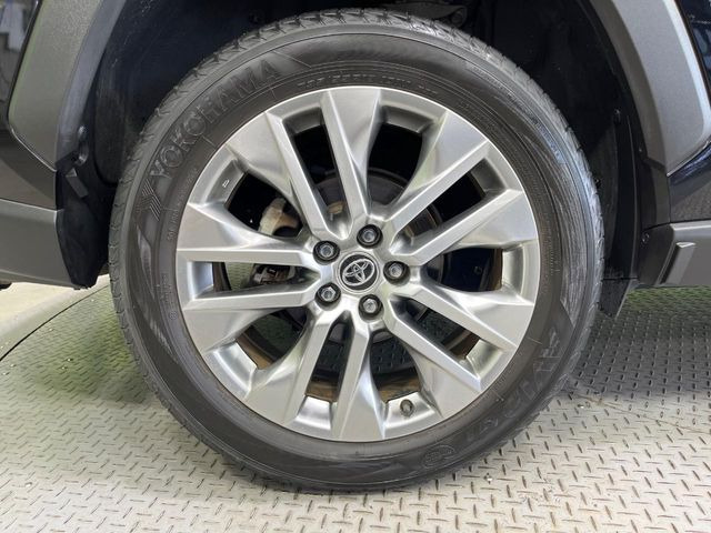 �y����19�C���`�A���~�z�C�[���z�O�ςɃ}�b�`���������A���~�z�C�[���𑕒����Ă���܂��B�e��ЊO�A���~�z�C�[����A�X�^�b�h���X�^�C�����戵�����Ă���܂��B���񂲑��k����������