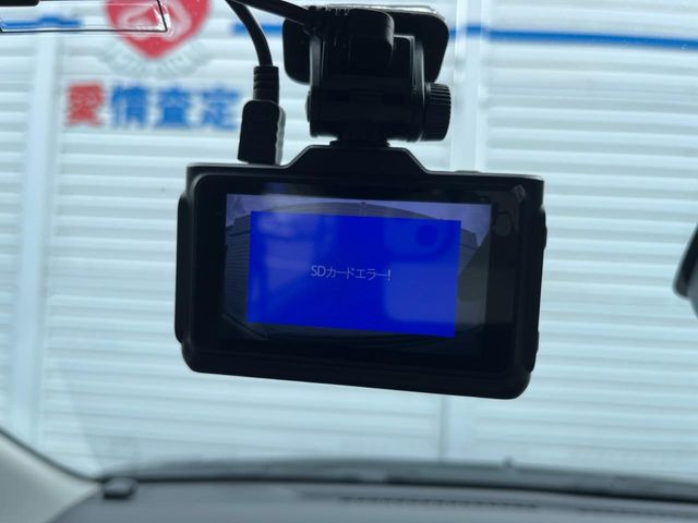 �y�h���C�u���R�[�_�[�z�h���C�u���R�[�_�[����!���s���͂������A������^�]�⎖�̂ɑ��������ہA�f���ŋL�^���A����̃��X�N�ɔ����܂��B���L�^�pSD�J�[�h�͂��q�l�����g�ł��������������K�v������܂��B