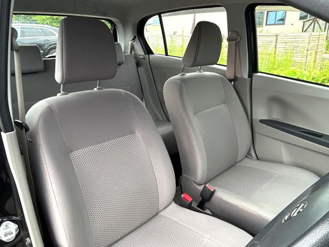 �^�]�Ȃ܂��ɂ͏\���ȃX�y�[�X������A�啿�ȕ��ł��������^�]���Ă�����������ł��B