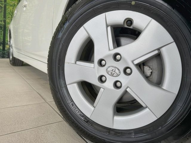 �y����15�C���`�A���~�z�C�[���z�O�ςɃ}�b�`���������A���~�z�C�[���𑕒����Ă���܂��B�e��ЊO�A���~�z�C�[����A�X�^�b�h���X�^�C�����戵�����Ă���܂��B���񂲑��k����������