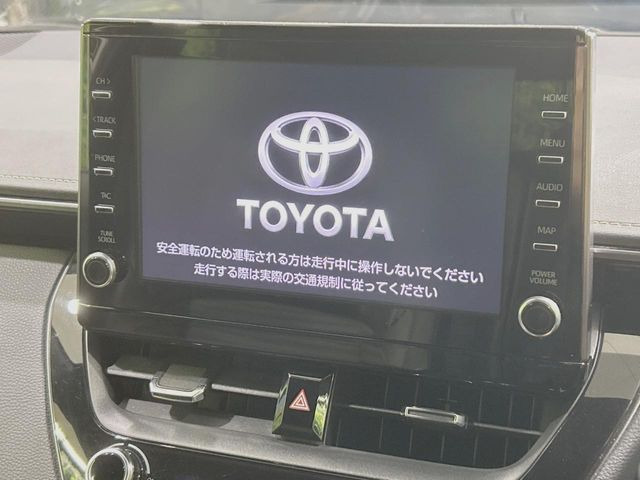�y����8�C���` �f�B�X�v���C�I�[�f�B�I�z���ʂ̃f�B�X�v���C��AppleCarPlay��AndroidAuto�����p�\�B�傫�ȉ�ʂŃX�}�z�i�r�A�v���������p���������܂���