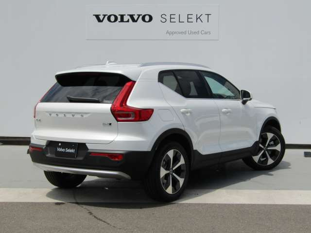 XC40ウルトラ B4 AWD 4WD